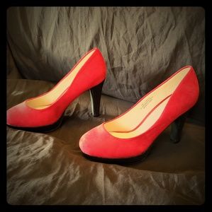 Red Cato Pumps